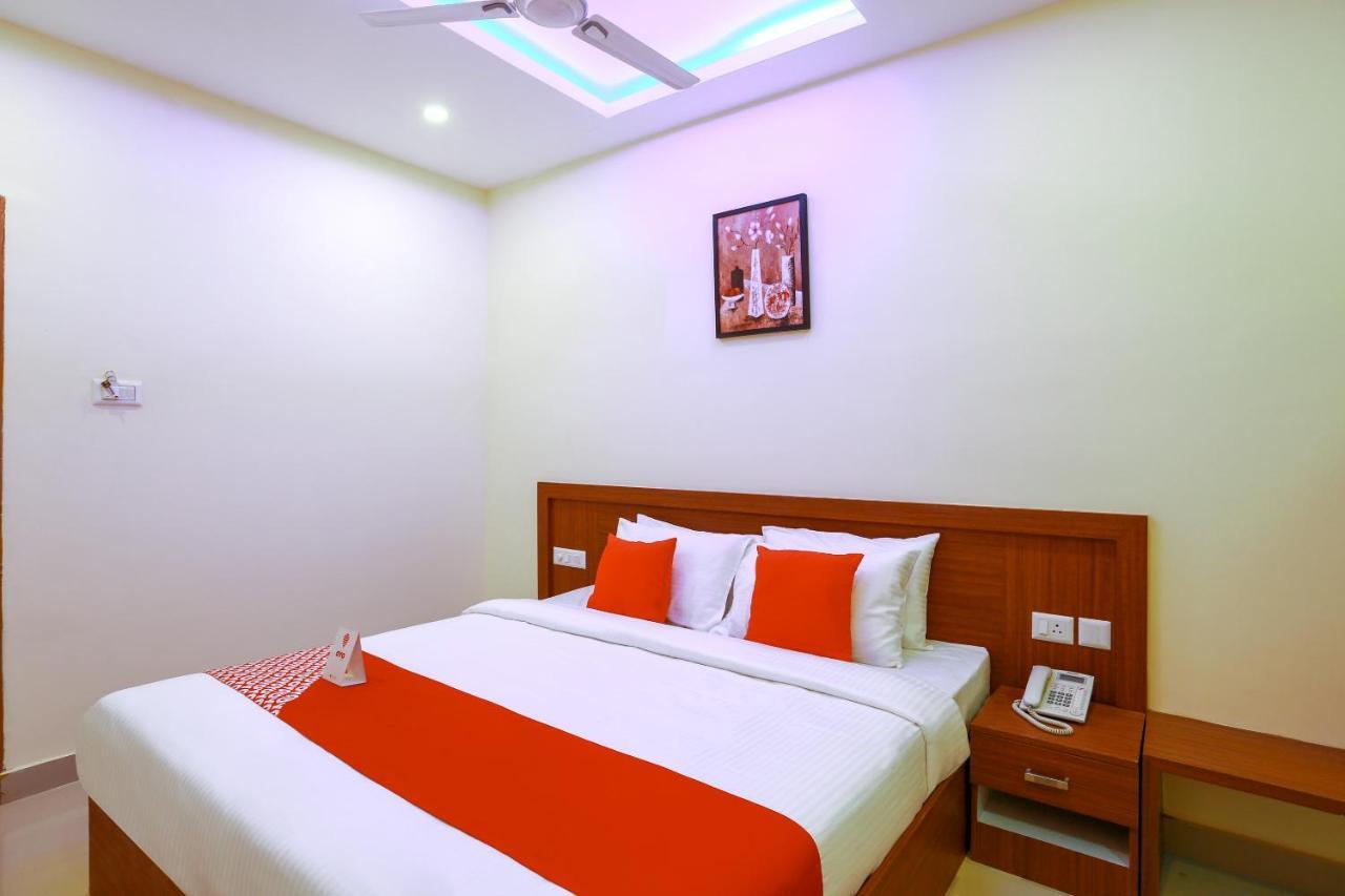 โอโย 36209 รามิส เรซิเดนซี Hotel Kannur ภายนอก รูปภาพ