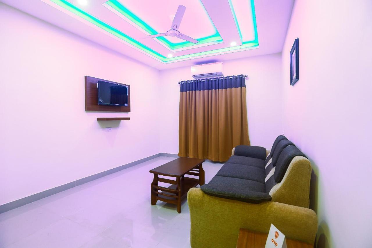โอโย 36209 รามิส เรซิเดนซี Hotel Kannur ภายนอก รูปภาพ